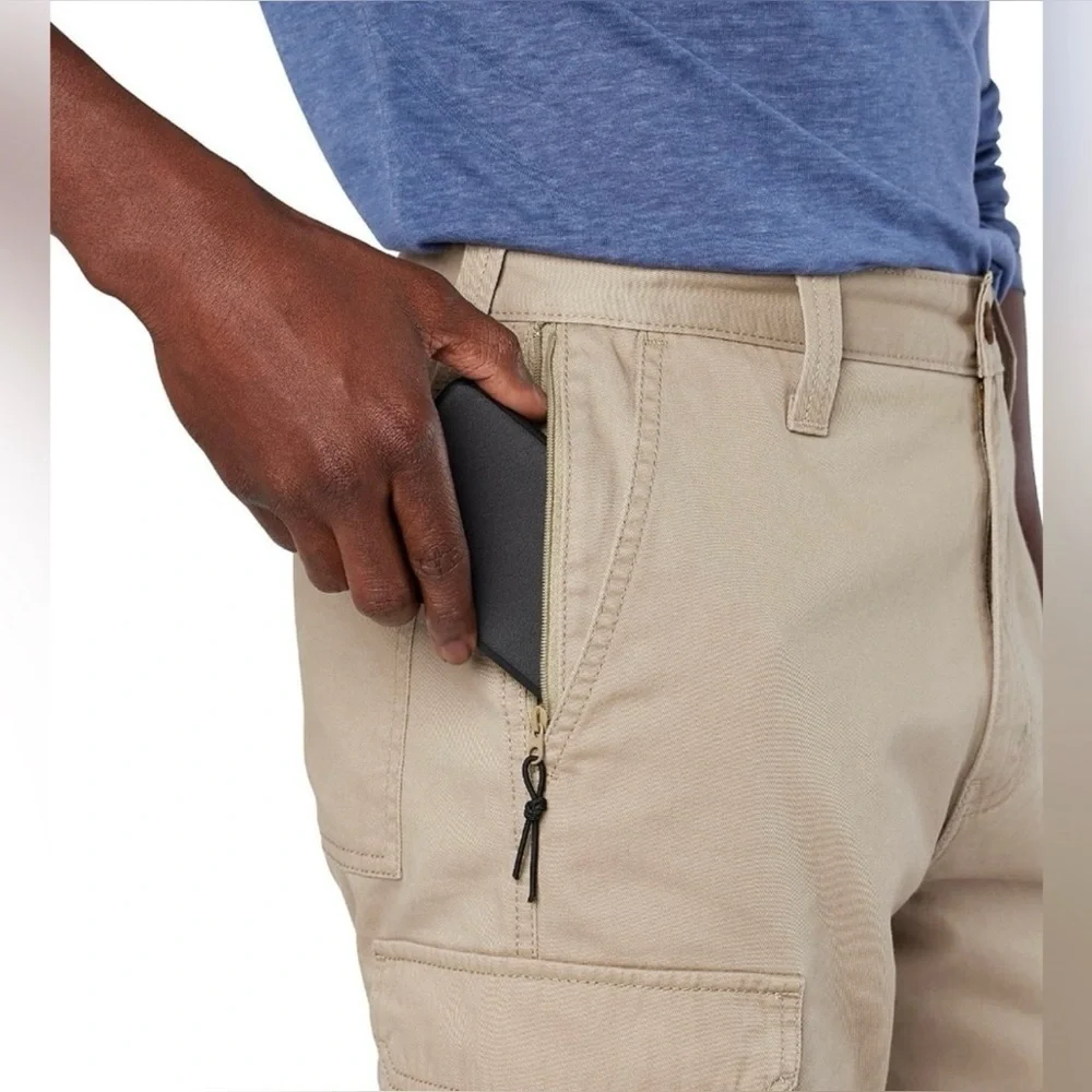 Levi Beige Cargo Shorts